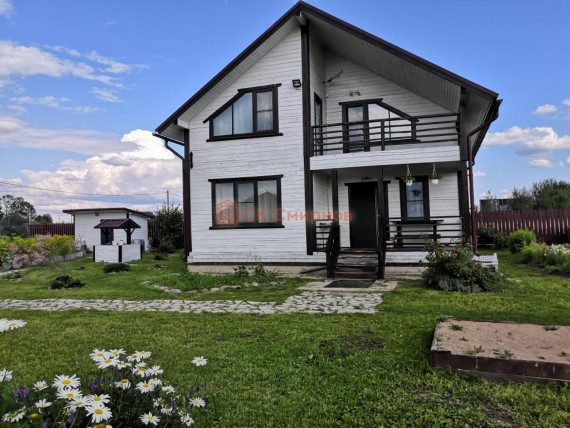 Металлическая дверь